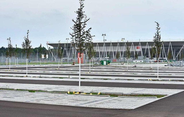 Die Parkpltze beim neuen SC-Stadion sind fertig.  | Foto: Michael Bamberger