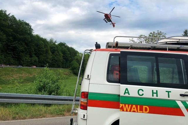 Rettungseinsatz nach Notruf eines im Wald gestrzten Mountainbikers