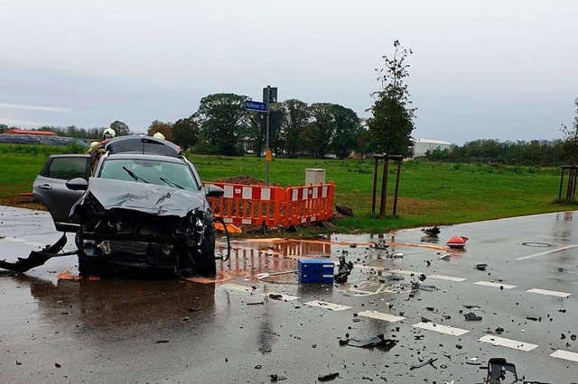 Der Unfall ereignete sich an der Kreuz...Immelmann-Allee und Mllheimer Strae.  | Foto: Feuerwehr Eschbach