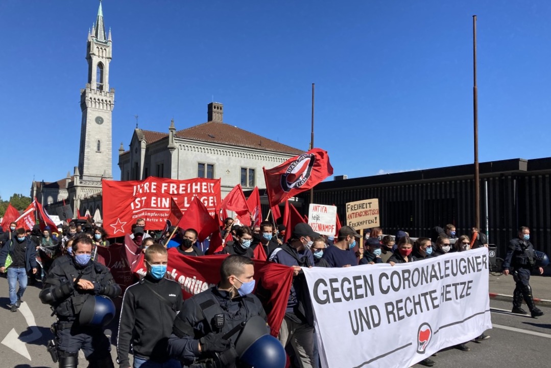 Die Gegendemonstration in Konstanz  | Foto: Michael Saurer