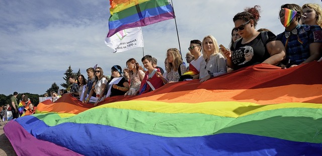 Der Regenbogen steht fr das Selbstbew... Demonstration in St. Petersburg 2017.  | Foto: OLGA MALTSEVA