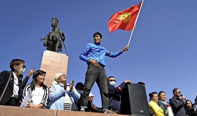 Proteste in Bischek,  Hauptstadt von Kirgistan   | Foto: Vladimir Voronin (dpa)