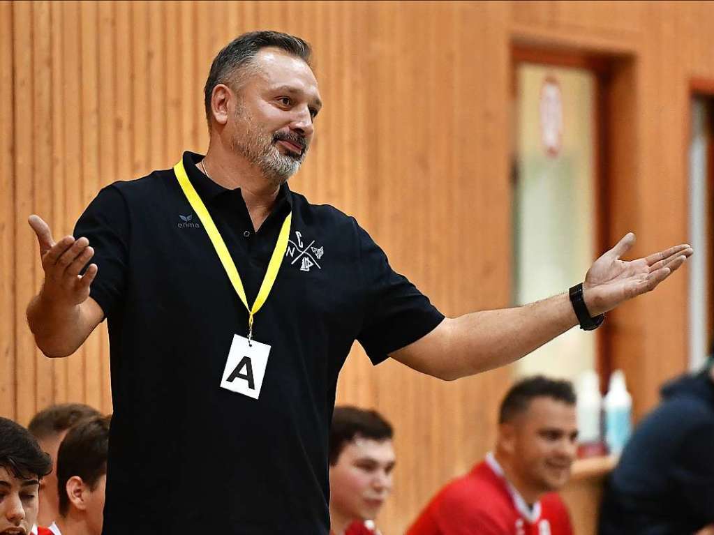 TuS-Coach Wojcieck Bablewski konnte mit der Vorstellung seiner Spieler zufrieden sein.