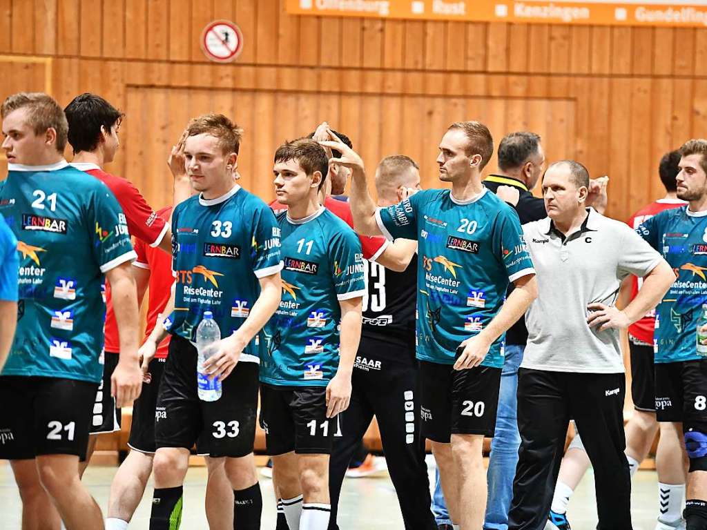 Impressionen rund um das Handball-Derby in der Rheinmatthalle Rheinhausen zwischen dem TuS Oberhausen und dem TV Herbolzheim.