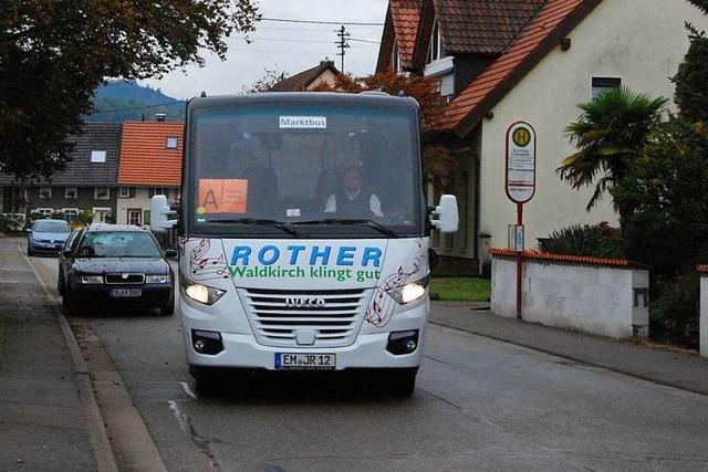 Auf Probefahrt mit dem neuen Brgerbus von Waldkirch nach Siensbach