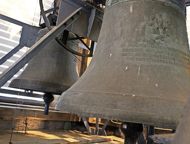 Zwei der sechs Glocken die derzeit im ...                                        | Foto: Hansjrg Bader