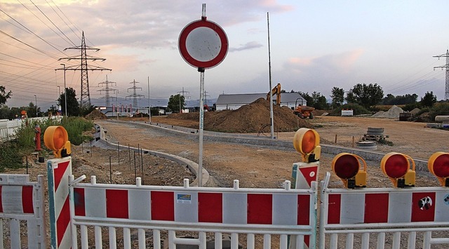 Noch eine Baustelle: die Einfahrt zum knftigen Gewerbegebiet Steegmatten  | Foto: Horst David