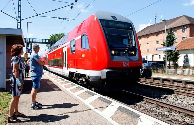 Der Zug nach Offenburg hlt bald vielleicht wieder einmal mehr in Friesenheim.  | Foto: Heidi Fel