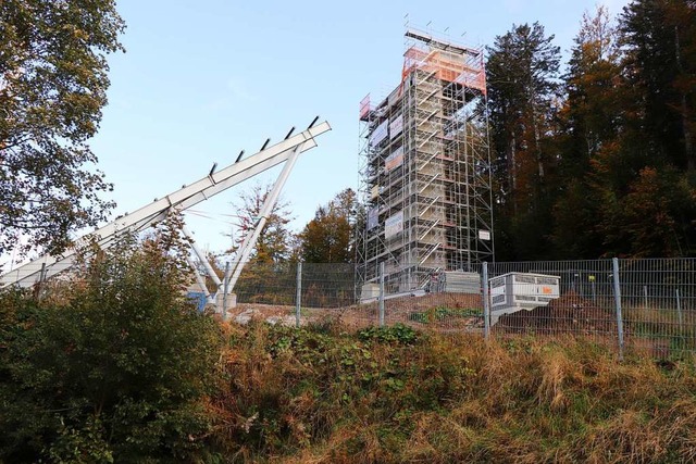 Sie kommen nicht zusammen &#8211; das ...er-Skistadion in Hinterzarten.zusammen  | Foto: Dieter Maurer