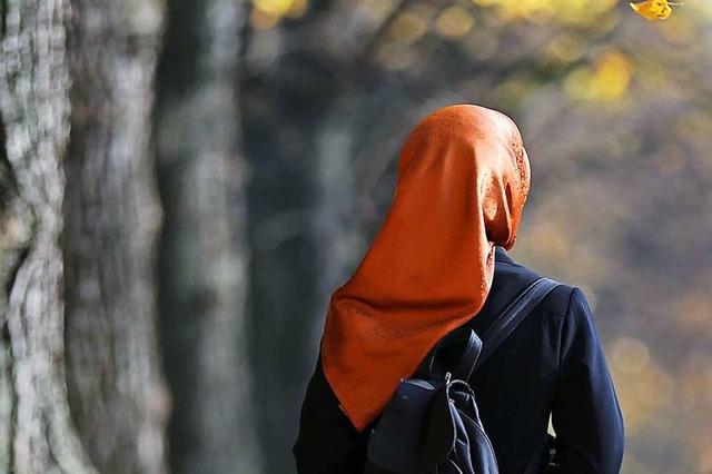 Eine Frau mit Kopftuch.  | Foto: Kara  (stock.adobe.com)