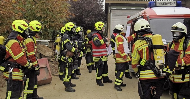 Die Feuerwehren aus Binzen, Eimeldinge...er Bild entstand bei einer bung 2018.  | Foto: Jutta Schtz