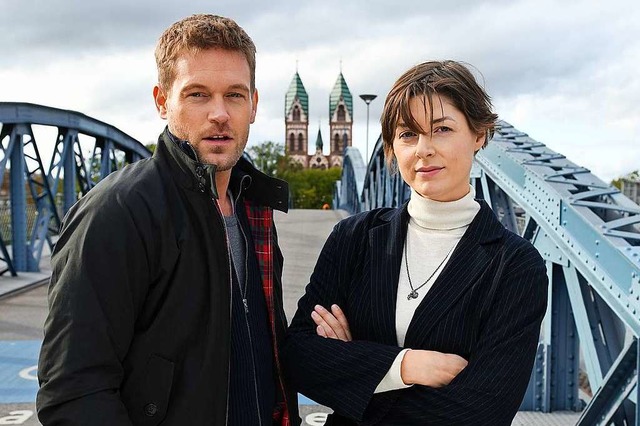 Die Hauptdarsteller: Der in Mllheim g...iefer und Kollegin Katharina Nesytowa.  | Foto: ZDF/Barbara Bauriedl