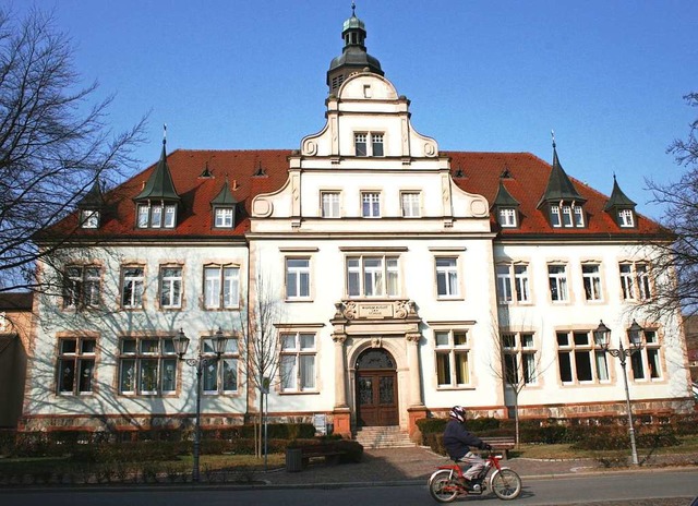 Auch an der Grundschule in Btzingen g...ssen deshalb ab Montag in Quarantne.  | Foto: Horst David