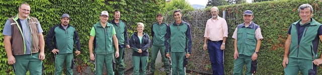 Mitarbeiter des Bauhofs mit Bahaeddin Mourad (vierter von rechts)  | Foto: Stadt Schopfheim
