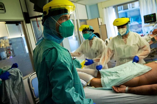 Wird das Pflegepersonal auf den Intensivstationen ausreichen?  | Foto: Francisco Seco (dpa)