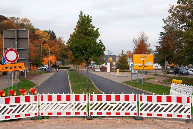 Zahlreiche Baustellen in Mllheim ford...und fhren auch immer wieder zu rger.  | Foto: Volker Mnch