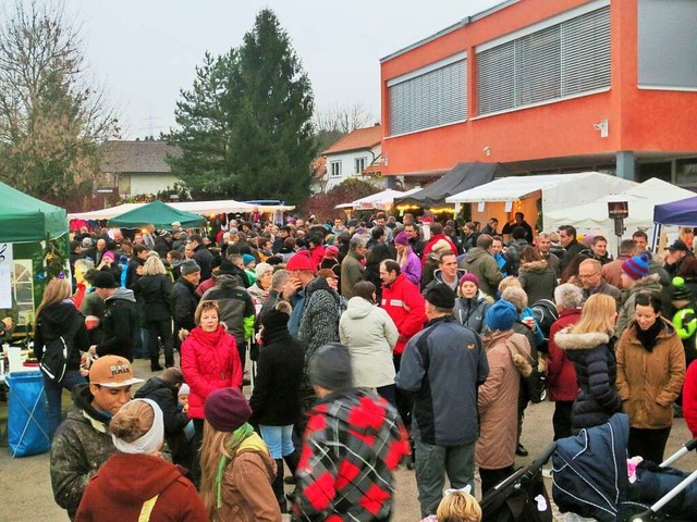 Der Weihnachtsmarkt in Niederhof (Archivfoto) fllt in diesem Jahr aus.  | Foto: Verein