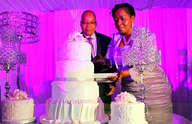 Der ehemalige sdafrikanische Prsiden...gi Ngema-Zuma bei ihrer Hochzeit 2012.  | Foto: imago stock&people