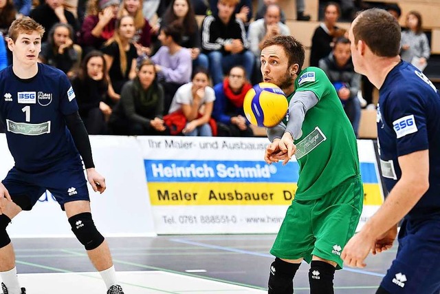 Als Libero steht Jonathan Schnhagen i...en Freiburger Zweitliga-Volleyballern.  | Foto: Achim Keller