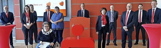 <BZ-FotoAnlauf>Sparkasse Wiesental:</B...erinnen und Mitarbeiter wurden geehrt.  | Foto: Sparkasse