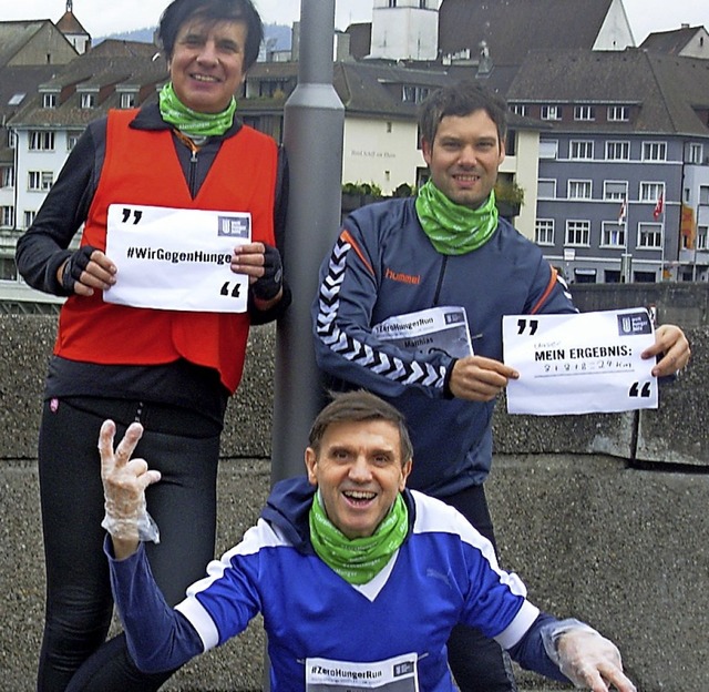 <BZ-FotoAnlauf>Charity Lauf:</BZ-FotoA...hias Forster und davor  Gottlieb Lehr.  | Foto: Volker Hgel