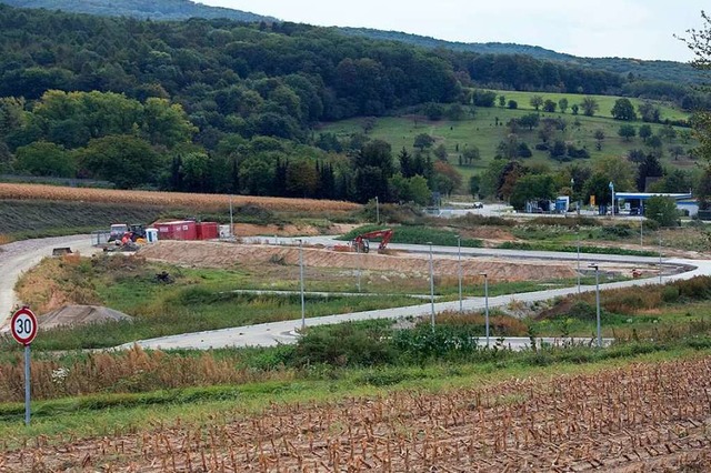 Am Stadtrand entsteht derzeit das neue Baugebiet &#8222;Am langen Rain&#8220;.  | Foto: Volker Mnch