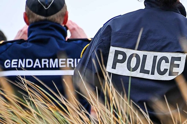 Einsatzkrfte der franzsischen Polizei  | Foto: DENIS CHARLET (AFP)