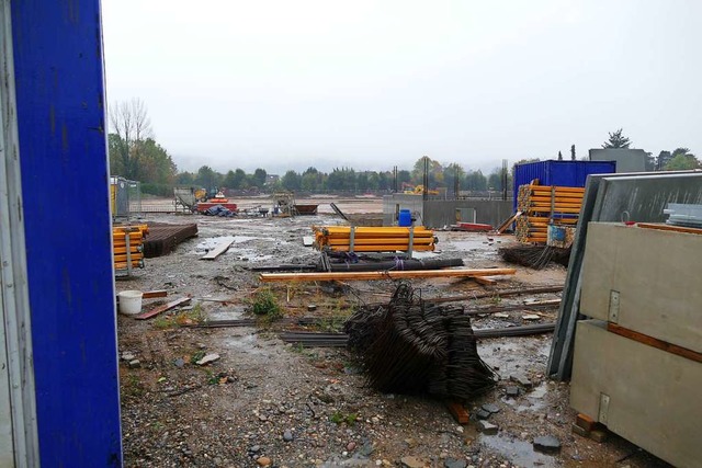 rger gibt es um die Baustelle des FSV in Warmbach.  | Foto: Dora Schls