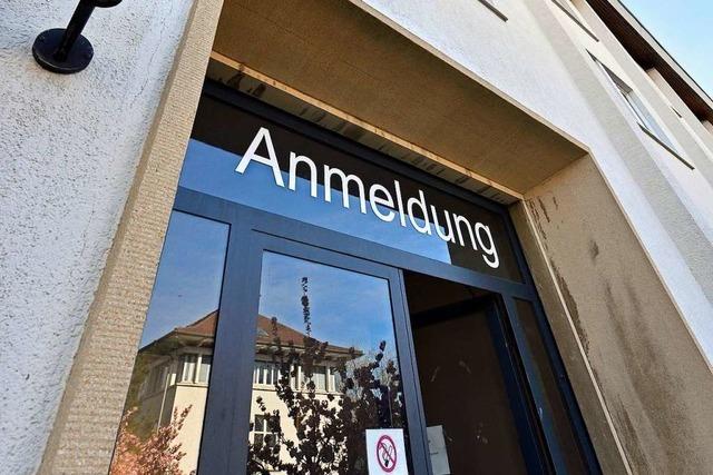 Schrnkt die Freiburger Aufnahmestelle fr Flchtlinge die Grundrechte ein?