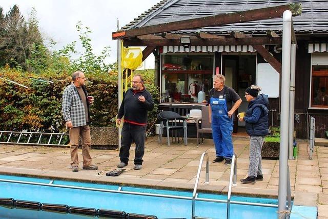 Der Schweigmattverein kmpft um den Erhalt des Schwimmbades