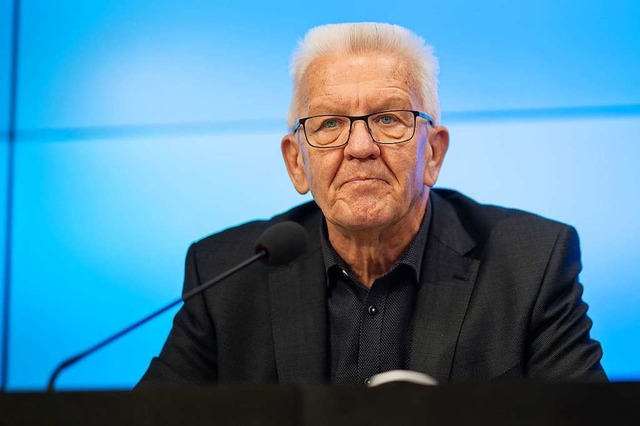 Winfried Kretschmann: &#8222;Wenn wir ...hland bis zum Nikolaustag voll.&#8220;  | Foto: Sebastian Gollnow (dpa)