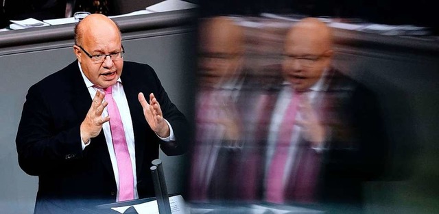 Gefordert in der Krise: Bundeswirtschaftsminister Peter Altmaier  | Foto: Kay Nietfeld (dpa)