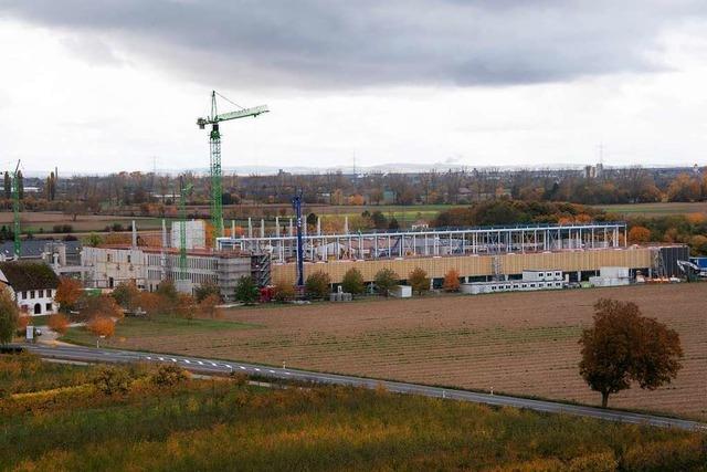 Bauarbeiten fr neue Fabrik der Firma Schott in Hgelheim im Zeitplan