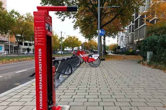 Die VAG hat sechs neue Fahrrad-Reparaturstationen aufgestellt