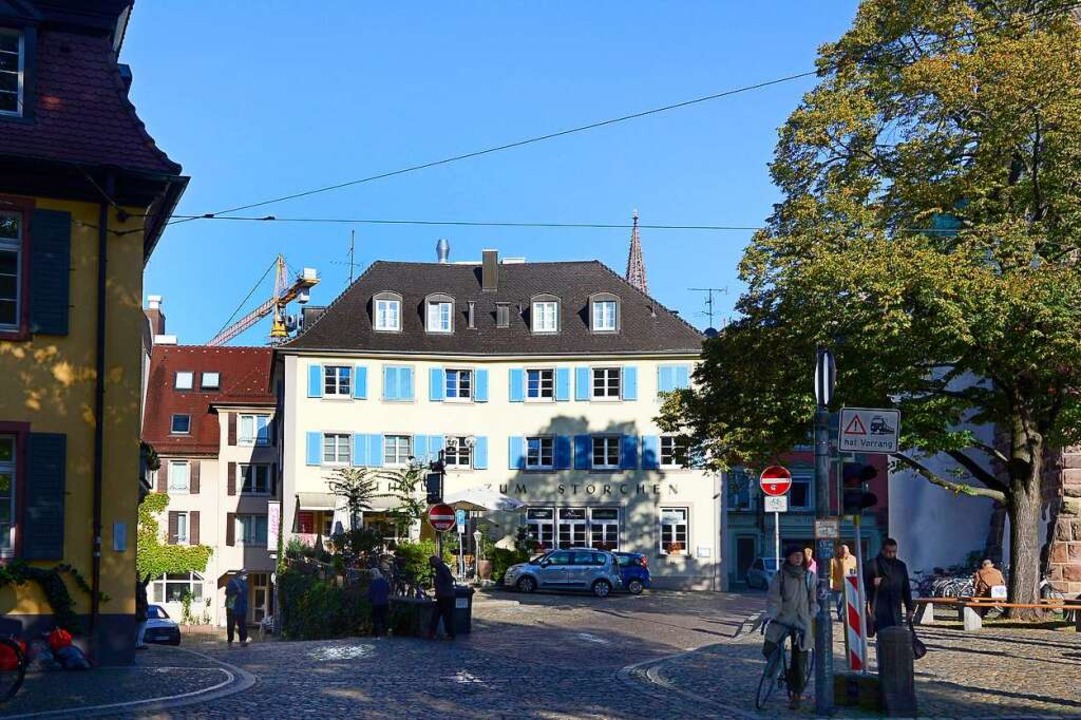Der Neubau ist ein Stockwerk hher, ha...te des Vorgngerkomplexes aufgenommen.  | Foto: Ingo Schneider