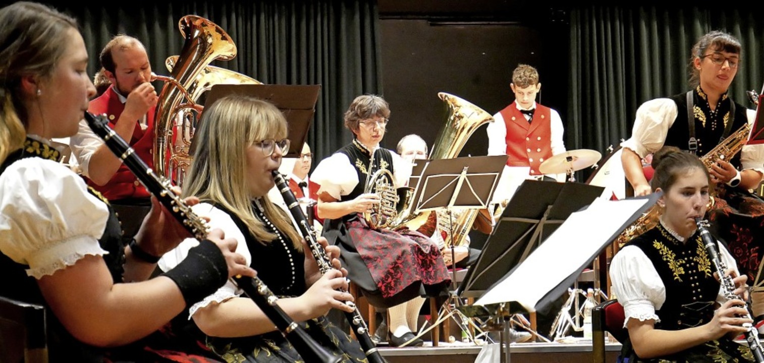 Die Musiker vom Musikverein Titisee-Jo...llen. Der Aufwand hatte sich gelohnt.   | Foto: Eva Korinth