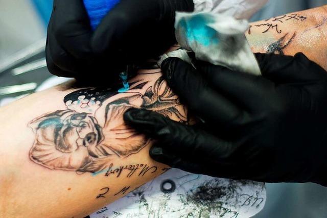 Lörracher Tattoo-Studio klagt gegen Schließung
