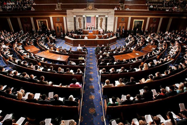 Der US-Kongress besteht aus zwei Kammern: dem Reprsentantenhaus und dem Senat  | Foto: A2800 epa Matthew Cavanaugh