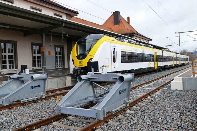 Noch endet die Bahnstrecke am Bahnhof in Breisach.  | Foto: Agnes Pohrt