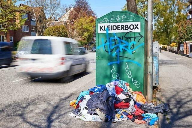 In den Altkleidercontainern landet immer mehr Mll