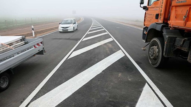 Der Verkehr rollt auf der Umfahrung Staufen  | Foto: Hans-Peter Mller