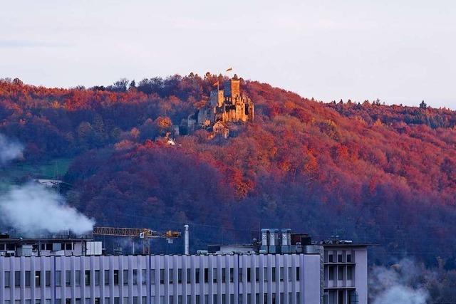 Tagesbeginn: Burg Rtteln bei Sonnenaufgang