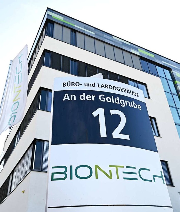 Die Biontech-Zentrale in Mainz.  | Foto: Arne Dedert (dpa)