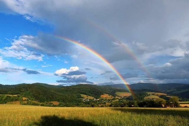 Doppelter Regenbogen über dem Schauinsland