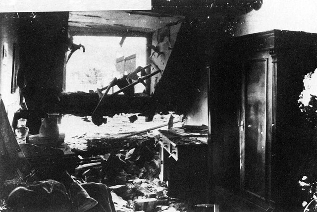 Eine Bombe verwstete auch das Innere des Hauses Eckerstrae 6.   | Foto: zvg