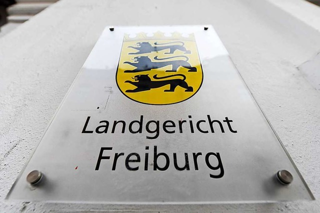 Das Freiburger Landgericht muss sich d...em Staufener Missbrauchsfall befassen.  | Foto: Patrick Seeger (dpa)