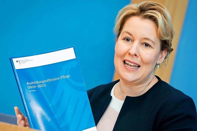 Familienministerin Franziska Giffey (SPD)  | Foto: KAY NIETFELD (AFP)