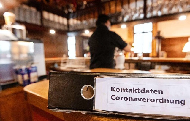 In Basel wurden nicht nur Restaurants ...estimmungen kontrolliert (Symbolfoto).  | Foto: Marijan Murat (dpa)