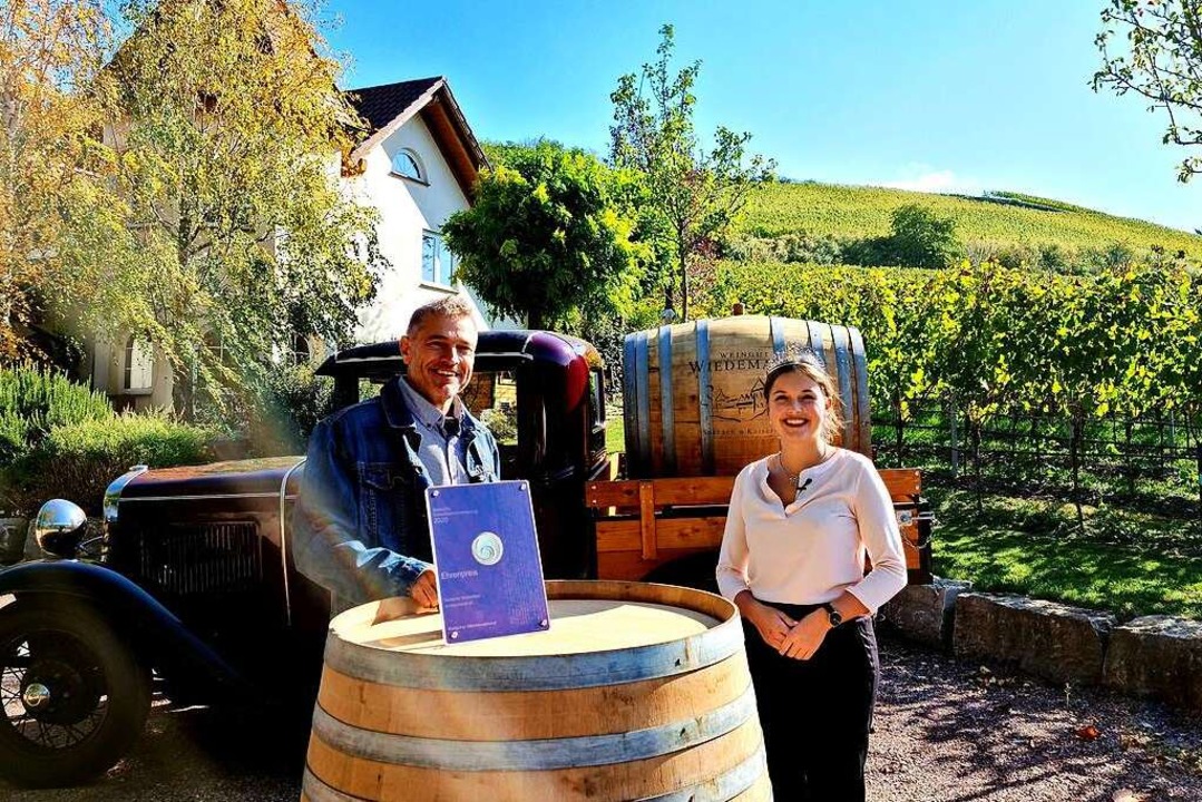Jrg Wiedemann strahlt bei der bergab... der Kaisersthler Sonne um die Wette.  | Foto: Weingut Wiedemann