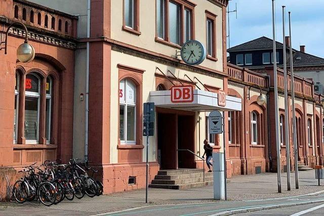 Bahnhfe in Offenburg und Freiburg werden aufgehbscht